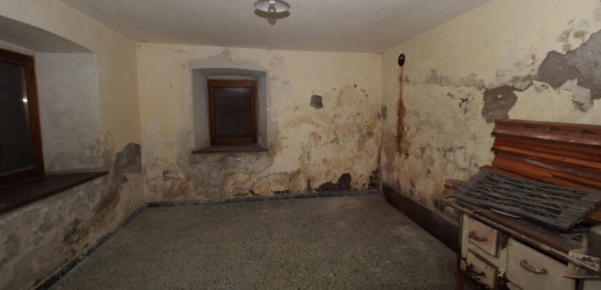 Casa da ristrutturare a Caprile di Alleghe